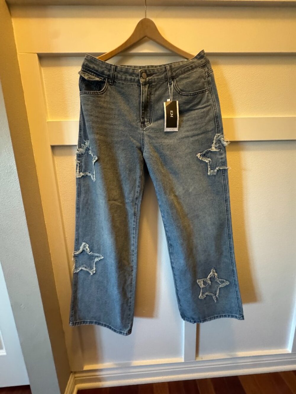 EM Star Patch Wide Leg Jeans | Size L | NWT Distressed Cropped Denim